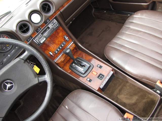 1985-mercedes-benz-380sl-085.jpg