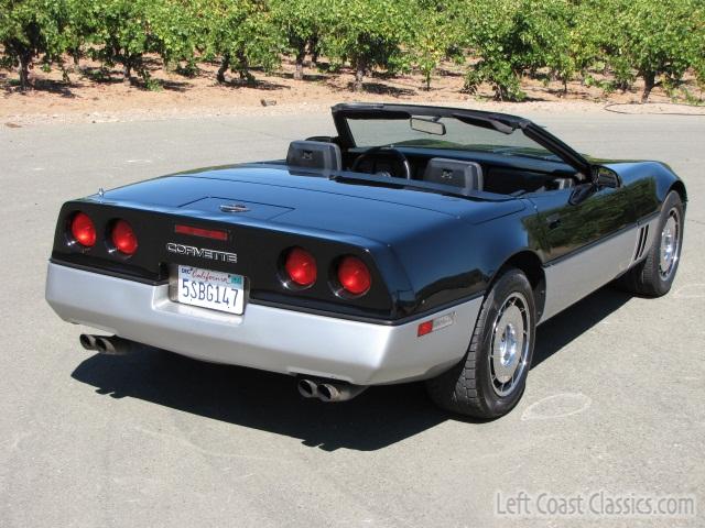 1986-chevrolet-corvette-convertible-0028.jpg