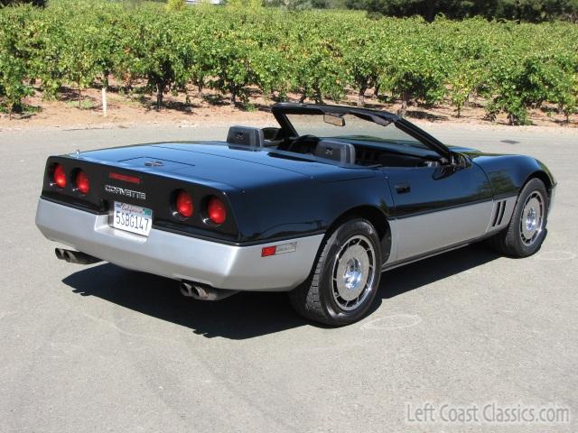 1986-chevrolet-corvette-convertible-0029.jpg