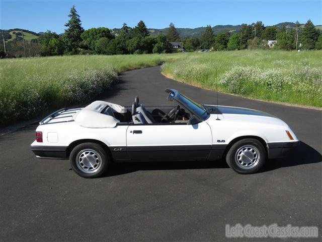 1986-ford-mustang-gt-convertible-048.jpg