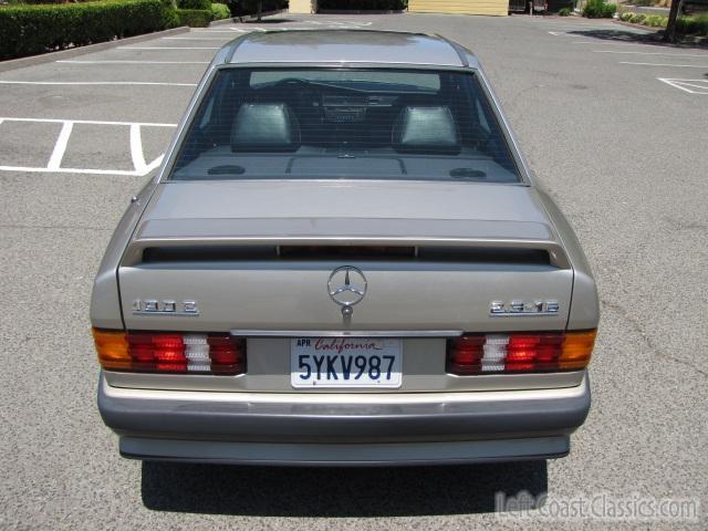 1986-mercedes-benz-190e-256.jpg