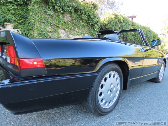 1987-alfa-romeo-spider-093.jpg