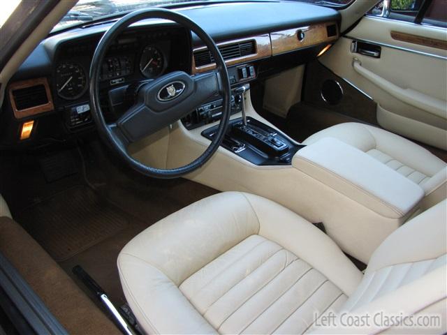 1987-jaguar-xjs-c-064.jpg