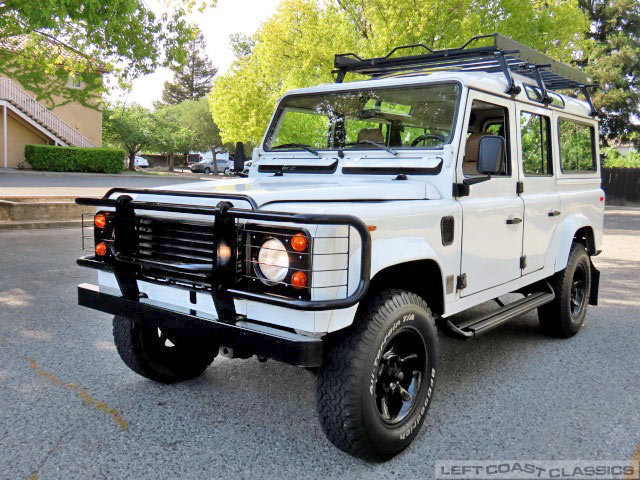 1987 Land Rover Defender 110 Slide Show