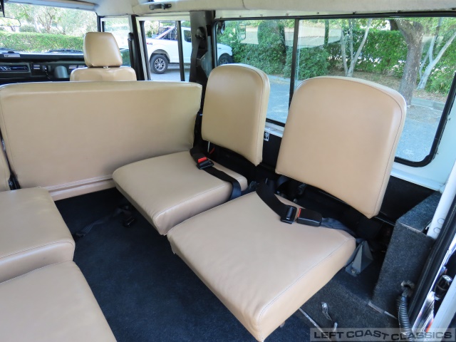 1987-land-rover-defender-110-125.jpg