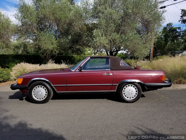 1987-mercedes-benz-560sl-010.jpg