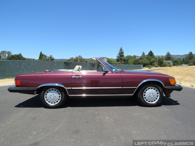 1987-mercedes-benz-560sl-029.jpg