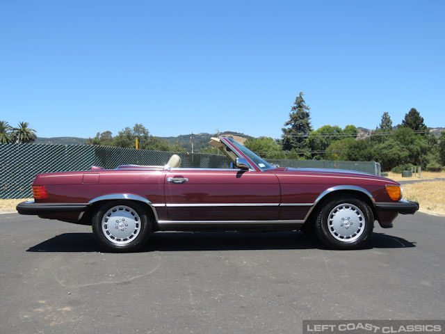 1987-mercedes-benz-560sl-030.jpg