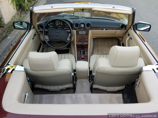 1987-mercedes-benz-560sl-126.jpg