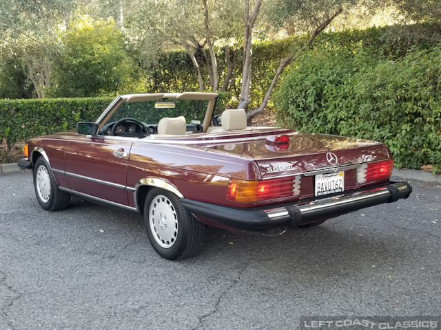 1987-mercedes-benz-560sl-171.jpg