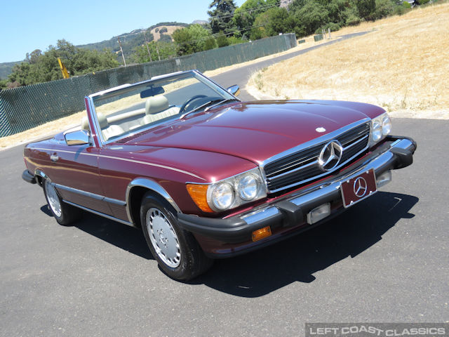 1987-mercedes-benz-560sl-175.jpg