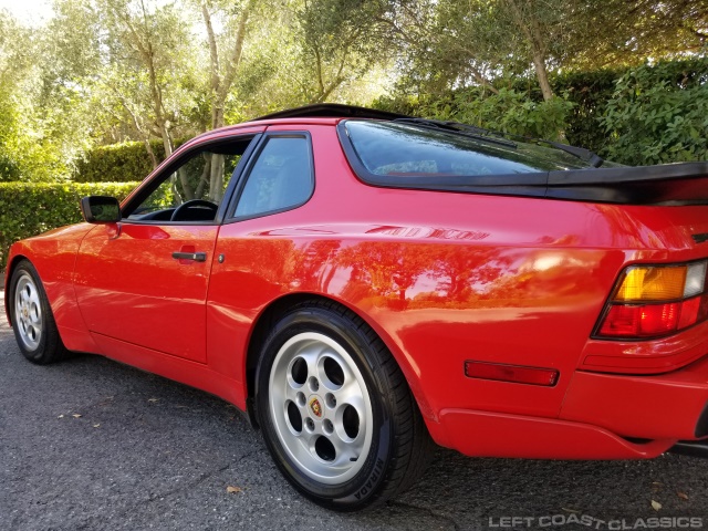 1987-porsche-944-turbo-063.jpg