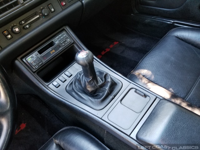 1987-porsche-944-turbo-104.jpg