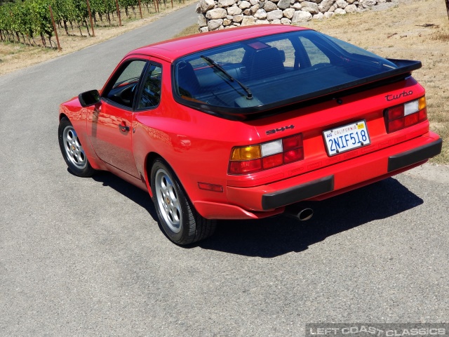 1987-porsche-944-turbo-183.jpg