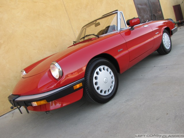 1988-alfa-romeo-spider-006.jpg