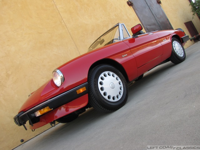 1988-alfa-romeo-spider-007.jpg