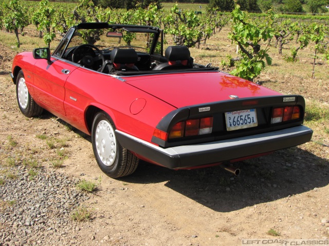 1988-alfa-romeo-spider-024.jpg