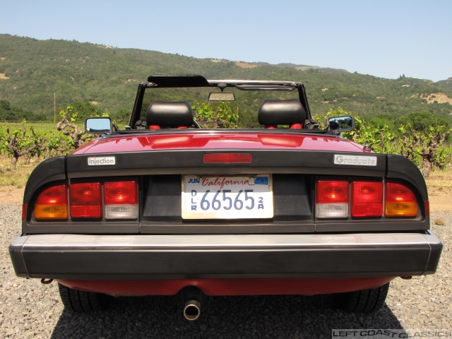 1988-alfa-romeo-spider-027.jpg