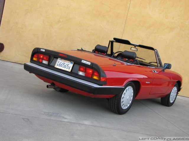 1988-alfa-romeo-spider-033.jpg