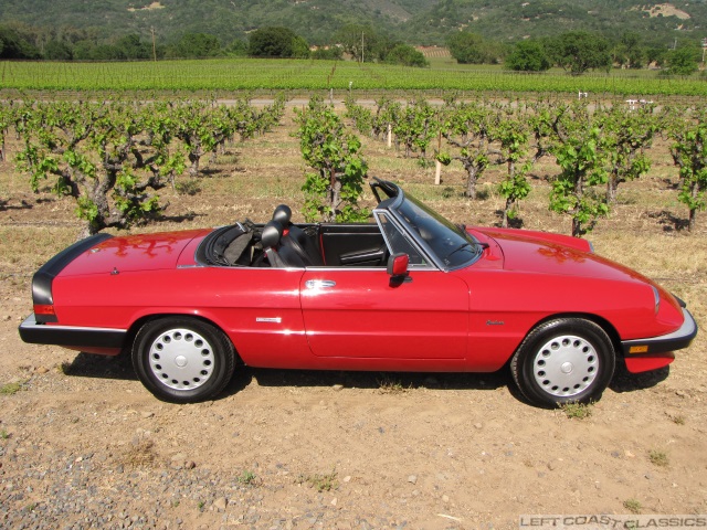 1988-alfa-romeo-spider-039.jpg