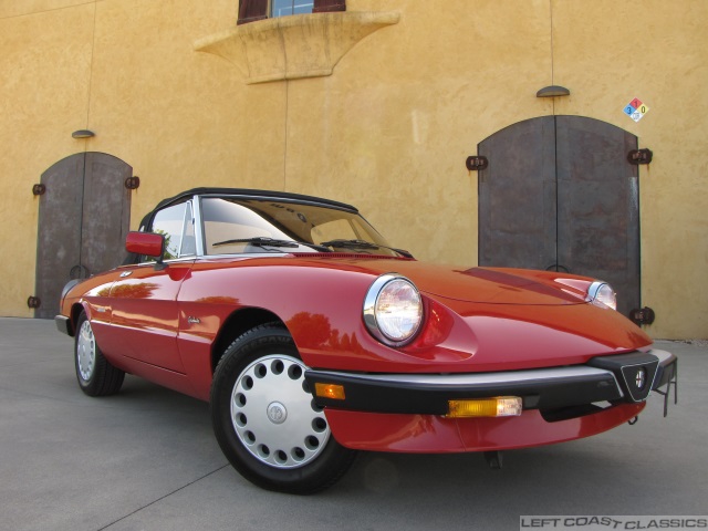 1988-alfa-romeo-spider-043.jpg