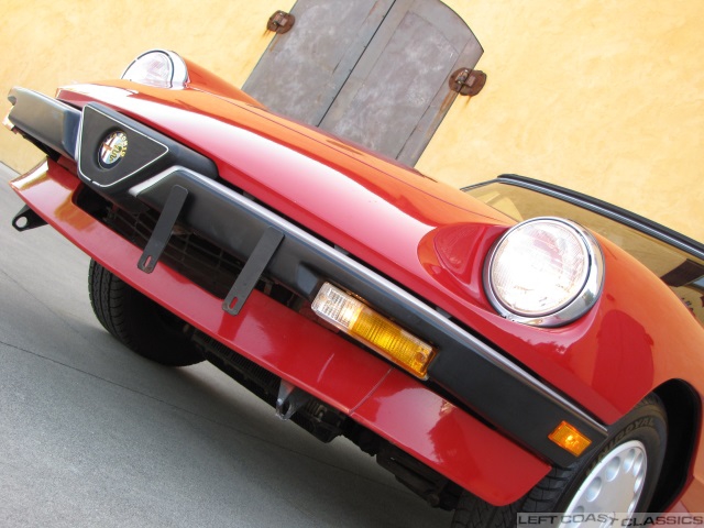 1988-alfa-romeo-spider-076.jpg