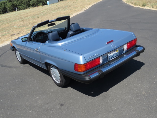 1988-mercedes-benz-560sl-021.jpg