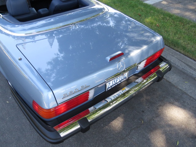 1988-mercedes-benz-560sl-161.jpg