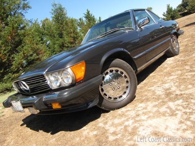 1988-mercedes-sl560-588.jpg