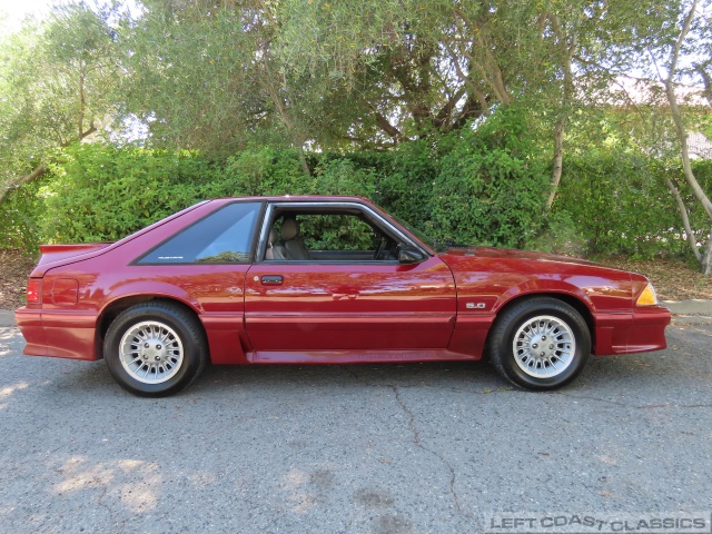 1989-ford-mustang-gt-027.jpg