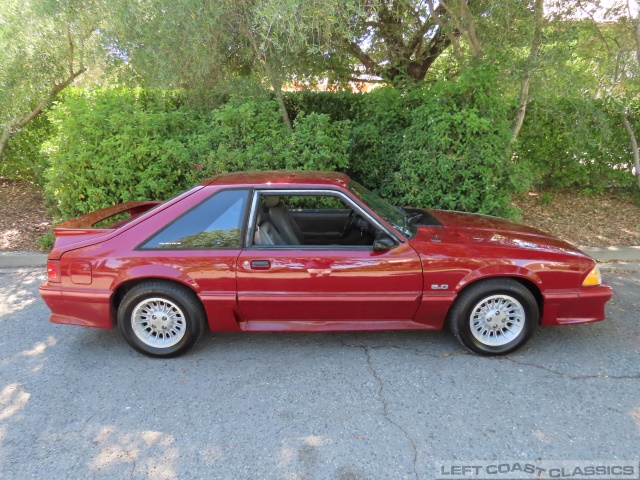 1989-ford-mustang-gt-028.jpg