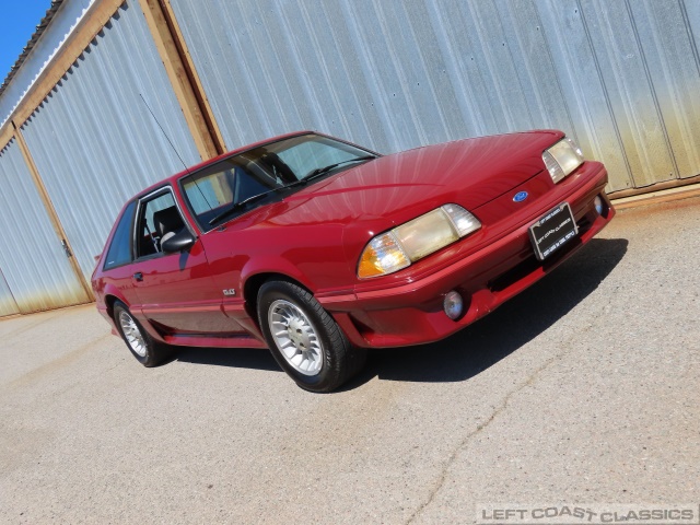 1989-ford-mustang-gt-033.jpg