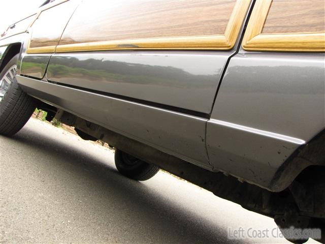 1989-jeep-grand-wagoneer-050.jpg