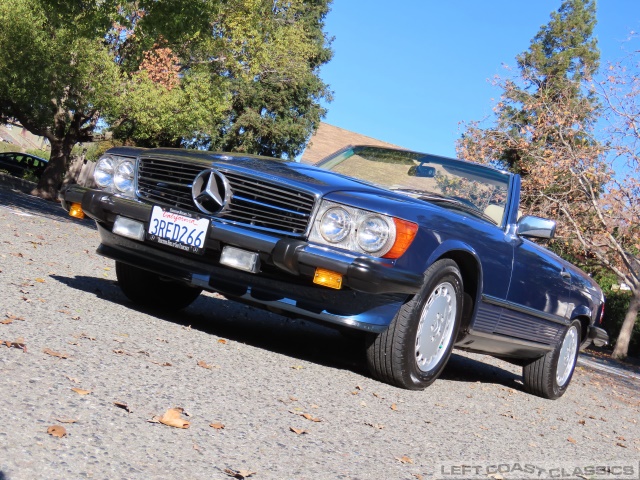 1989-mercedes-benz-560sl-003.jpg