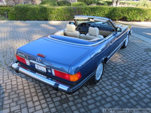 1989-mercedes-benz-560sl-032.jpg