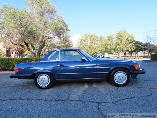 1989-mercedes-benz-560sl-041.jpg