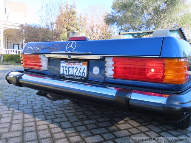 1989-mercedes-benz-560sl-069.jpg