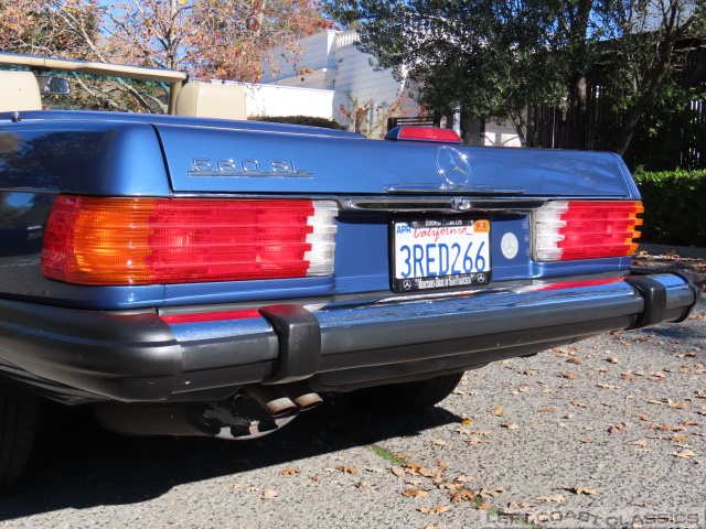 1989-mercedes-benz-560sl-072.jpg