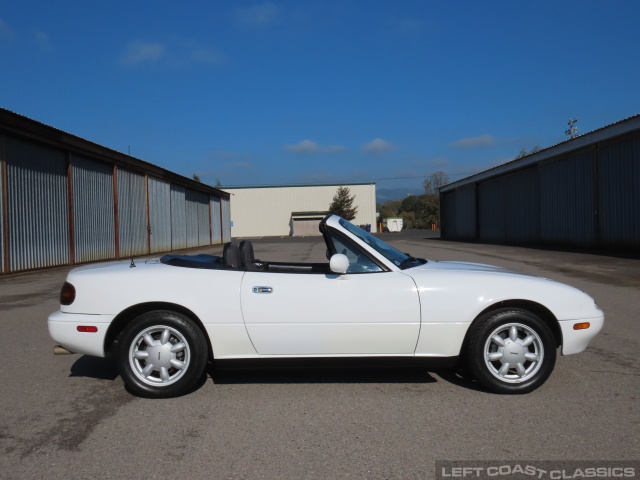 1990-mazda-miata-029.jpg