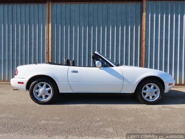 1990-mazda-miata-032.jpg