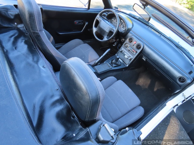 1990-mazda-miata-125.jpg