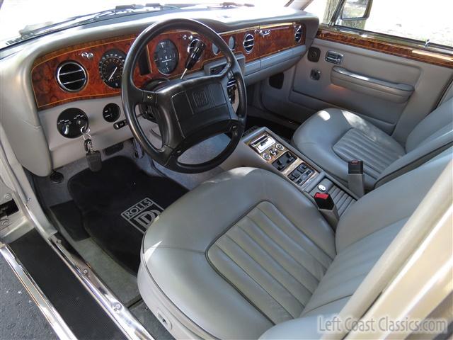 1990-rolls-royce-silver-spur-2-167.jpg