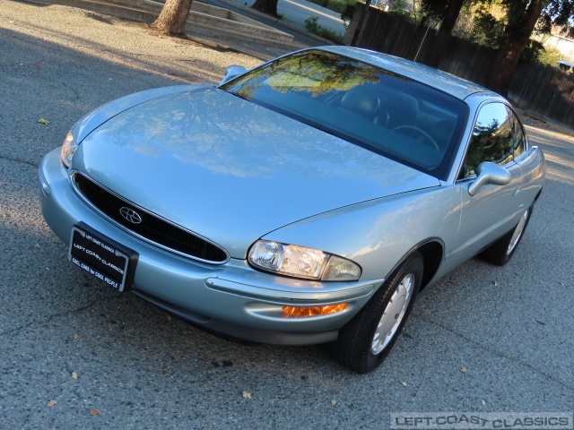 1995-buick-riviera-003.jpg