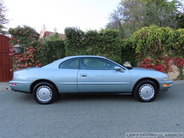 1995-buick-riviera-023.jpg