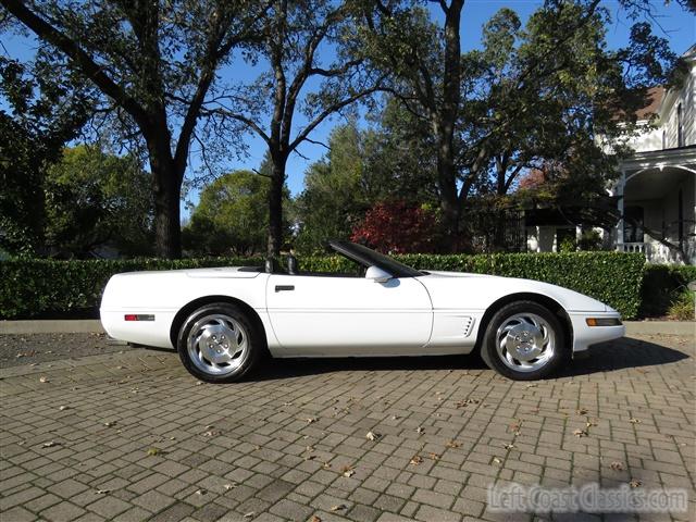 1995-corvette-c4-convertible-032.jpg