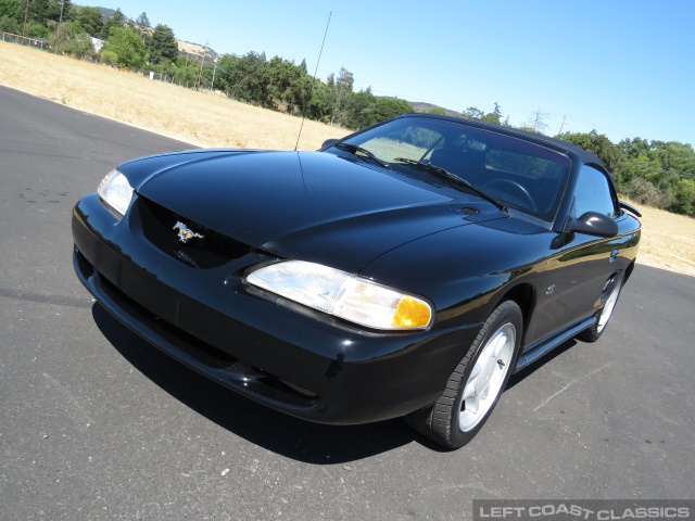 1995-ford-mustang-gt-convertible-010.jpg