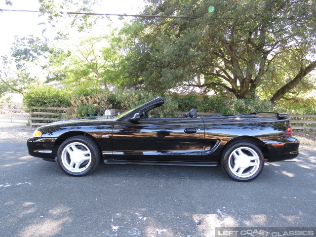 1995-ford-mustang-gt-convertible-014.jpg