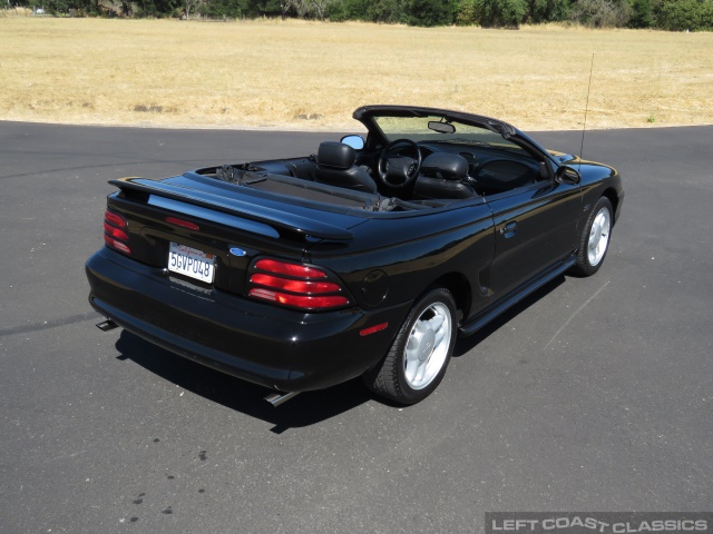 1995-ford-mustang-gt-convertible-031.jpg