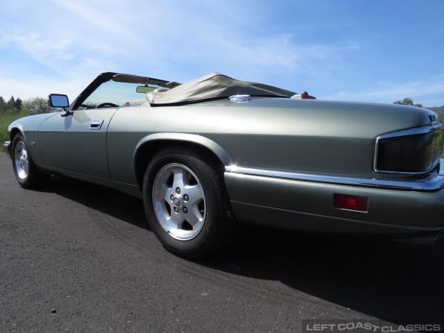 1995-jaguar-xjs-convertible-066.jpg