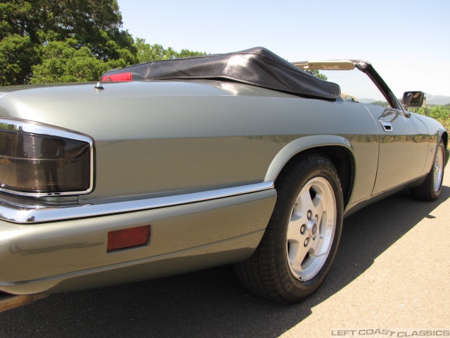 1995-jaguar-xjs-convertible-058.jpg